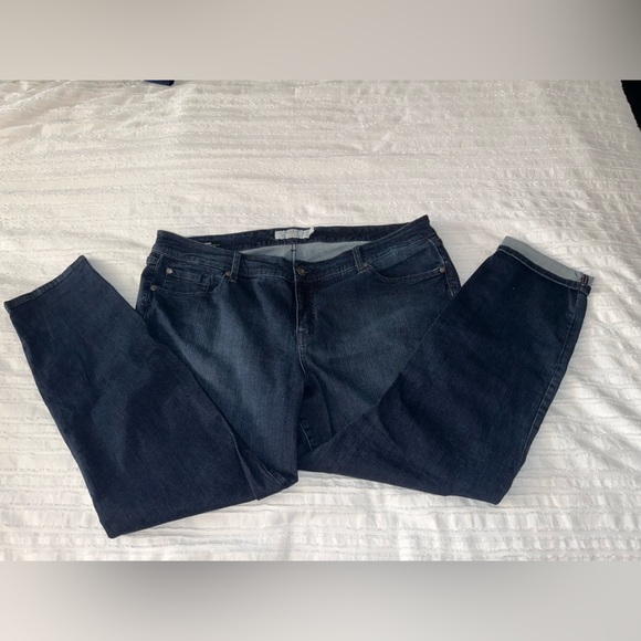 Torrid skinny fit jeans - Picture 2 of 6